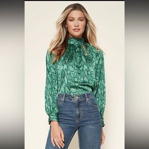 Sugarlips Gwendolyn Snake Mock Neck Blouse - NWT - Green, XS